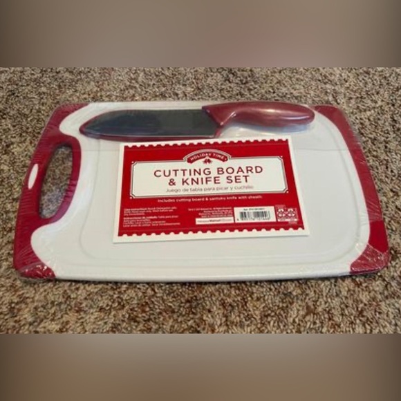 Holiday Time Cutting Board & Knife Set - Picture 1 of 1